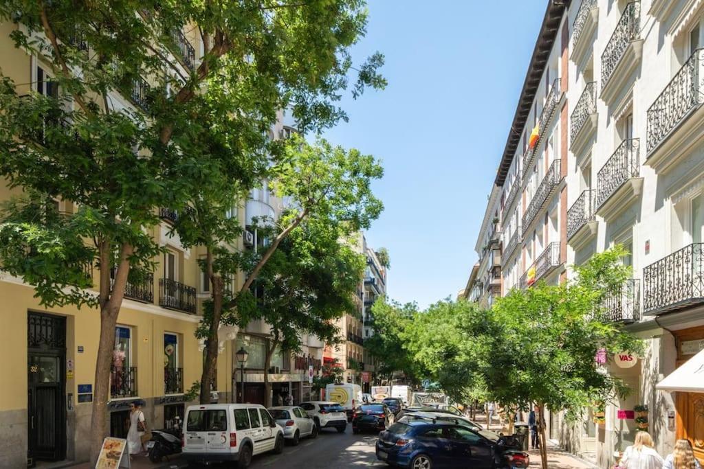 Studio Located In Puerta De Alcala - 2 Madrid Kültér fotó